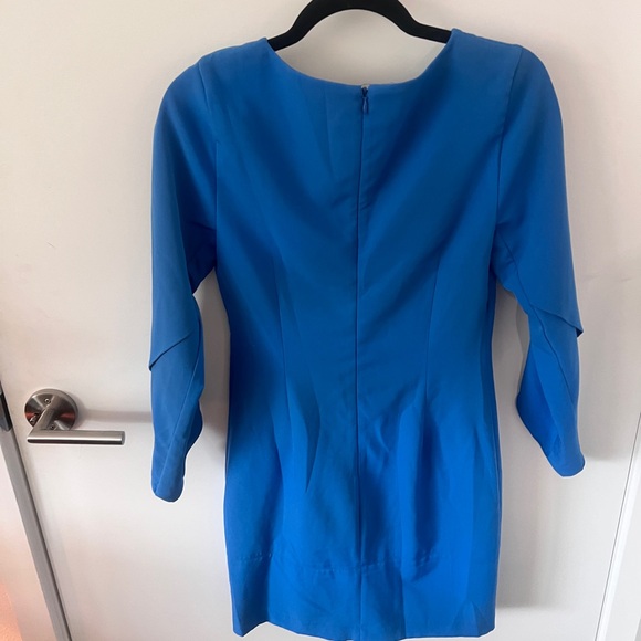 Laundry by Shelli Segal Crepe Tulip Sleeve Dress - Size 2 - Picture 6 of 7